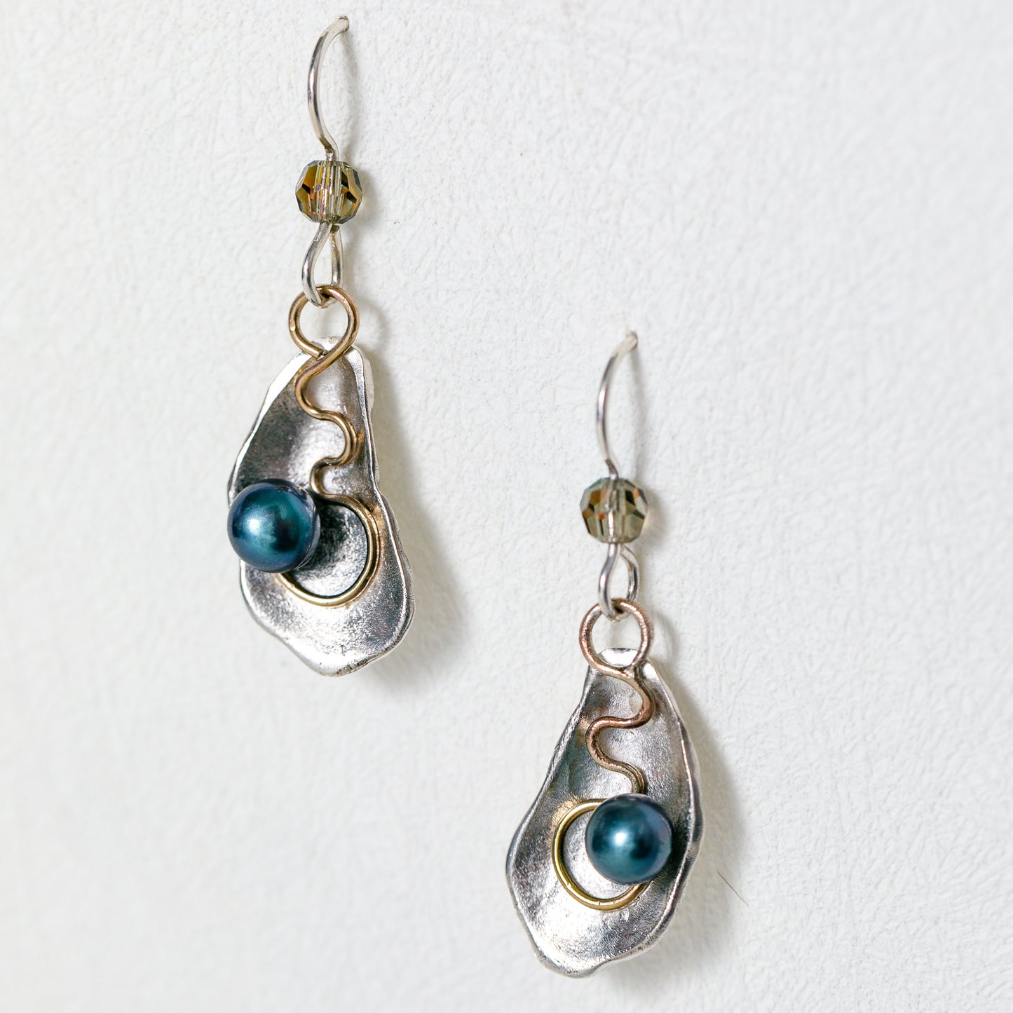 Oyster Dangle Earrings – Sterling Silver & Dark Pearl