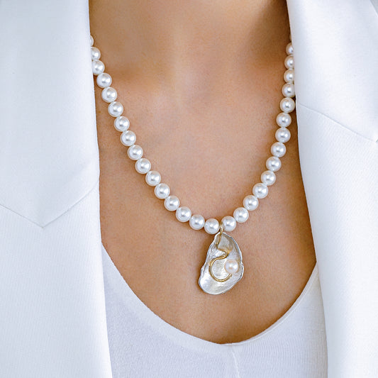 Large Oyster Necklace with Freshwater Pearl
