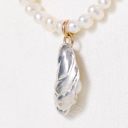 Large Oyster Necklace with Freshwater Pearl