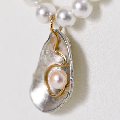 Large Oyster Necklace with Freshwater Pearl