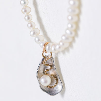 Small Oyster Necklace with Freshwater Pearl